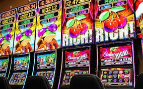 Sảnh Live Casino hii88 – dealer thật phát trực tiếp baccarat và roulette